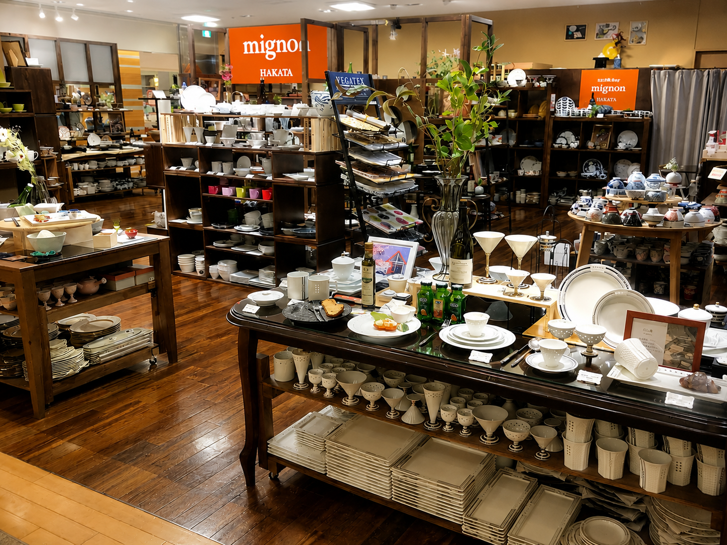 mignon HAKATA の店内画像